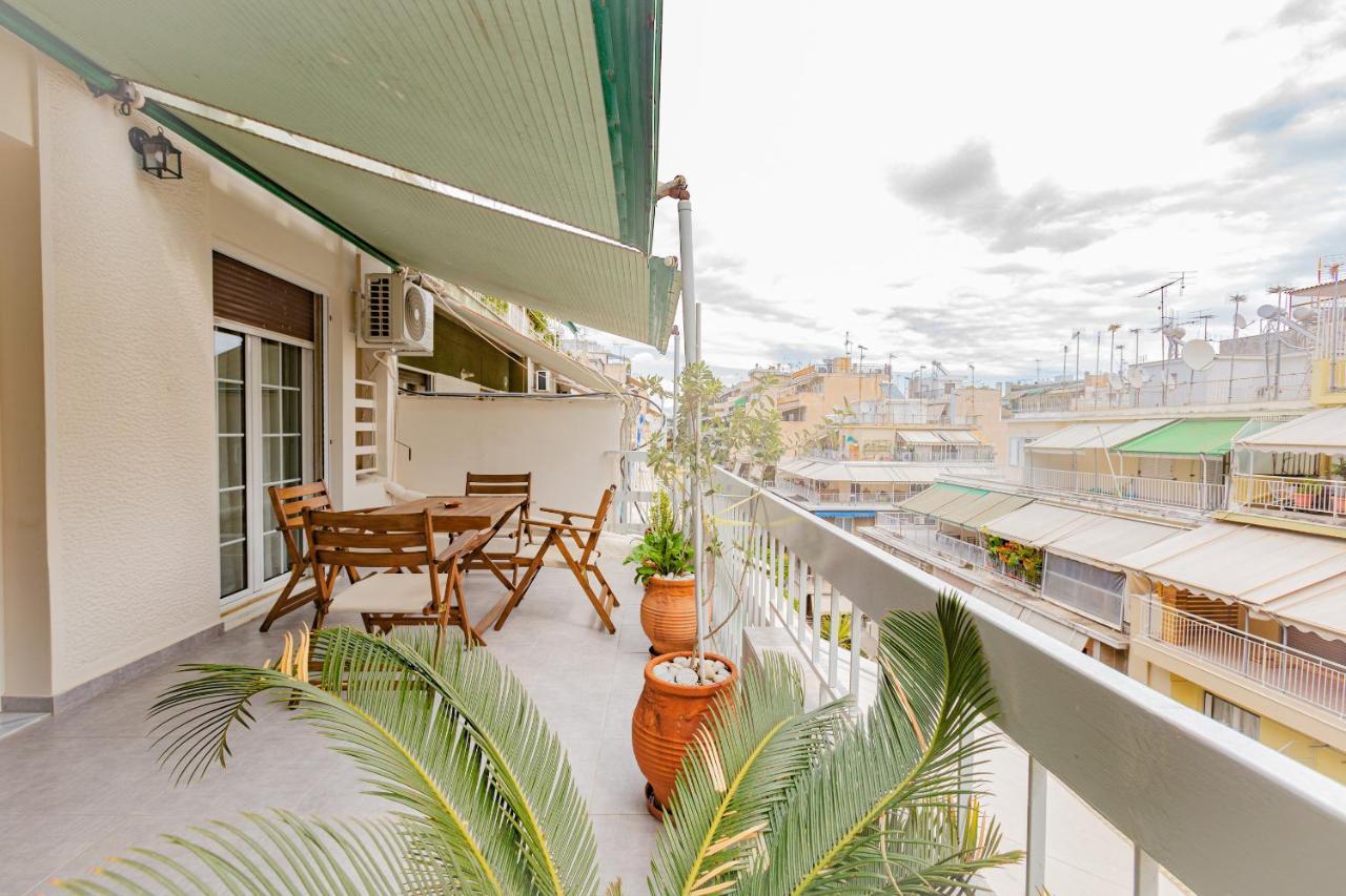 Beautiful And Comfortable Apartment At Marina Zeas Pireo Esterno foto