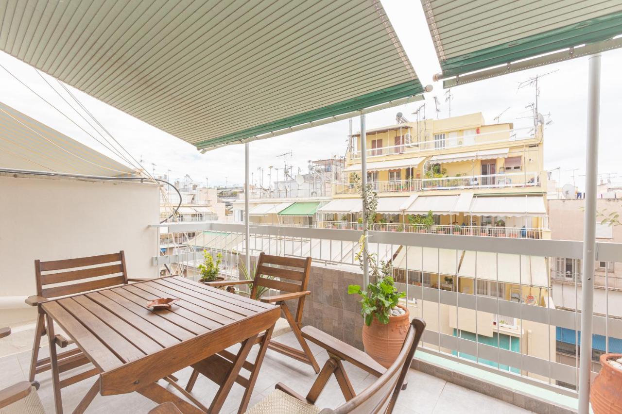 Beautiful And Comfortable Apartment At Marina Zeas Pireo Esterno foto