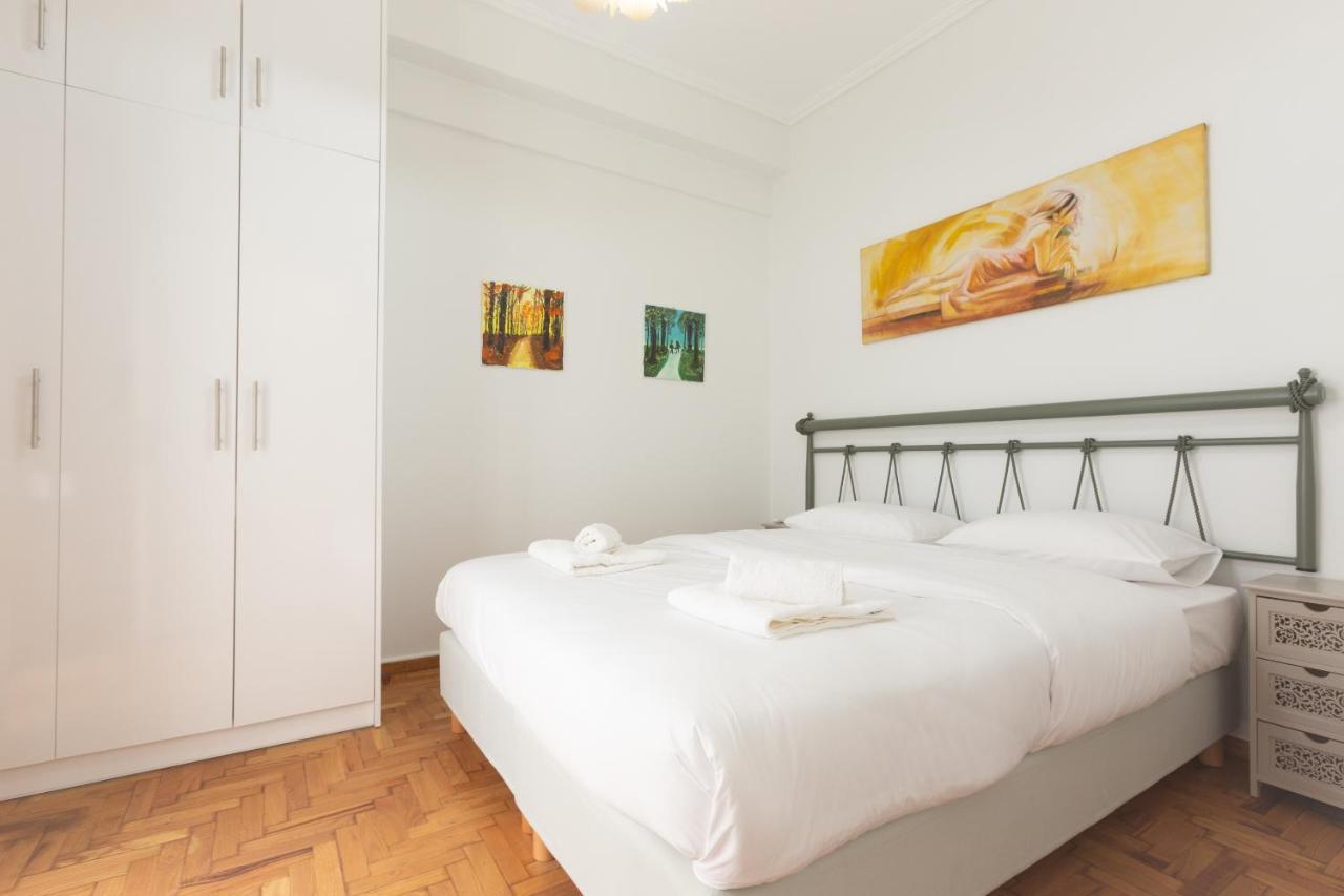 Beautiful And Comfortable Apartment At Marina Zeas Pireo Esterno foto