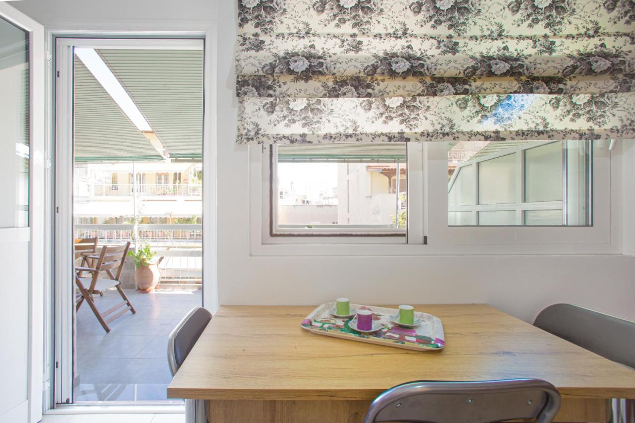 Beautiful And Comfortable Apartment At Marina Zeas Pireo Esterno foto