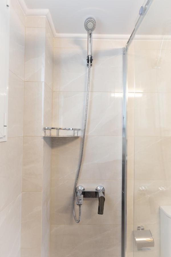 Beautiful And Comfortable Apartment At Marina Zeas Pireo Esterno foto