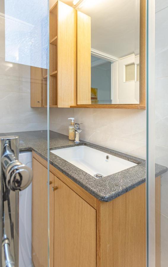 Beautiful And Comfortable Apartment At Marina Zeas Pireo Esterno foto